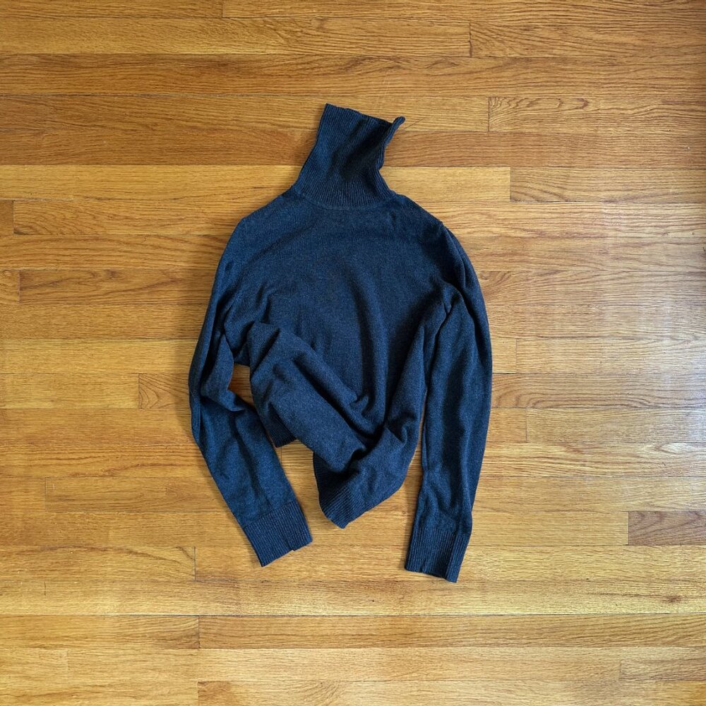 Eddie Bauer Dark Grey Turtleneck